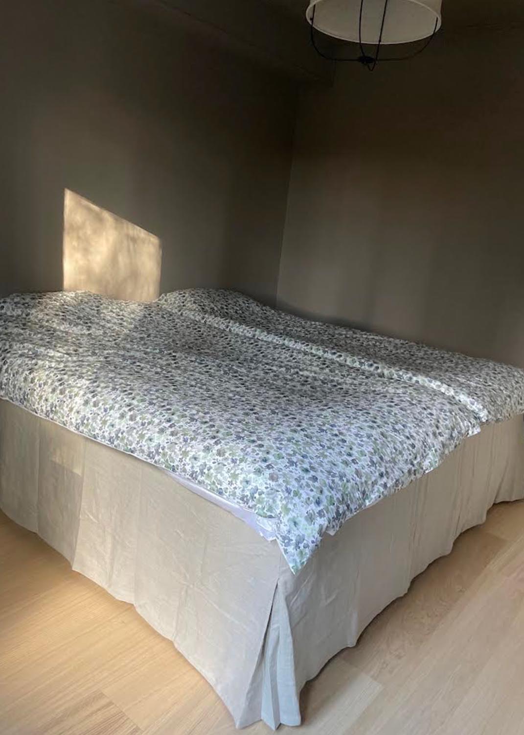 oblekt sängkappa 180 cm säng